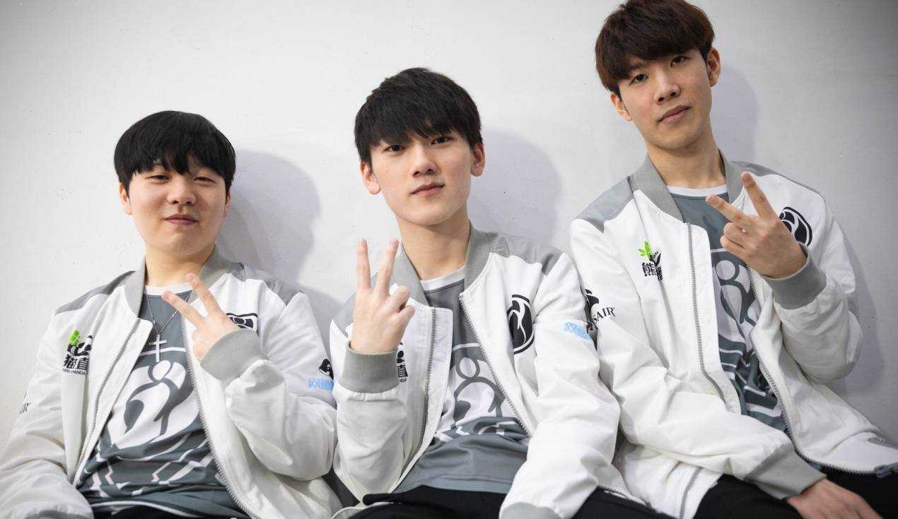 动诠释了团 动诠释了团